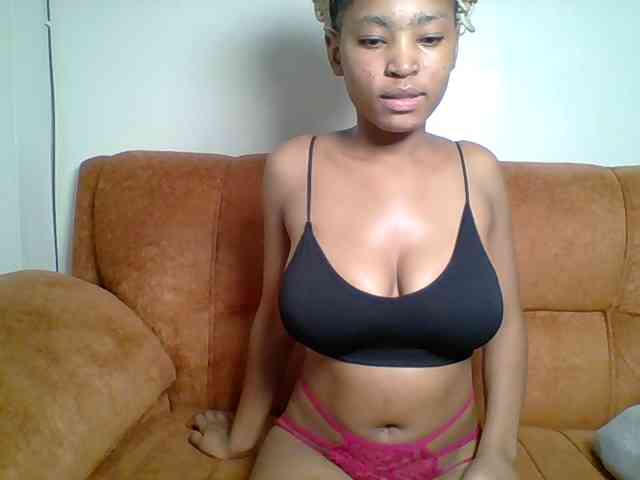 Hot-sexy-queen webcam