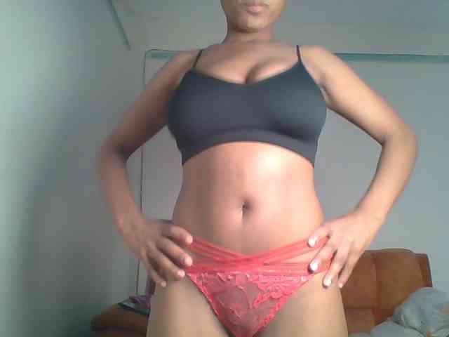 Hot-sexy-queen webcam