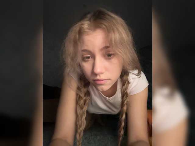 suenya live cam on BongaCams