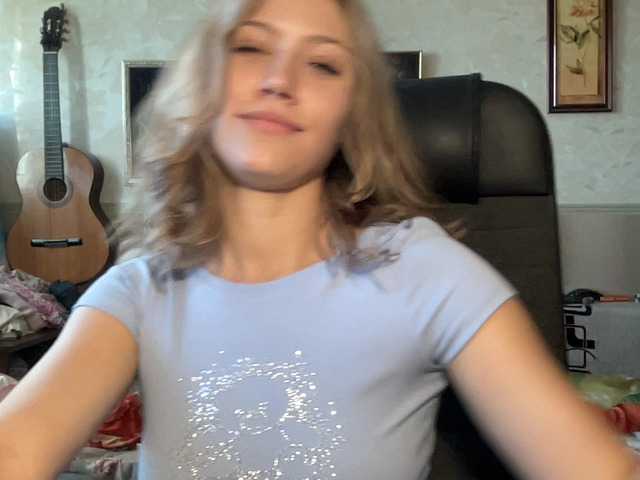 suenya live cam on BongaCams