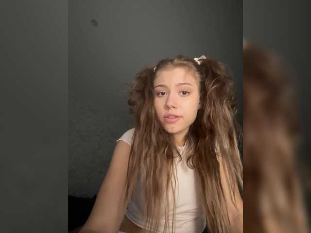 suenya live cam on BongaCams