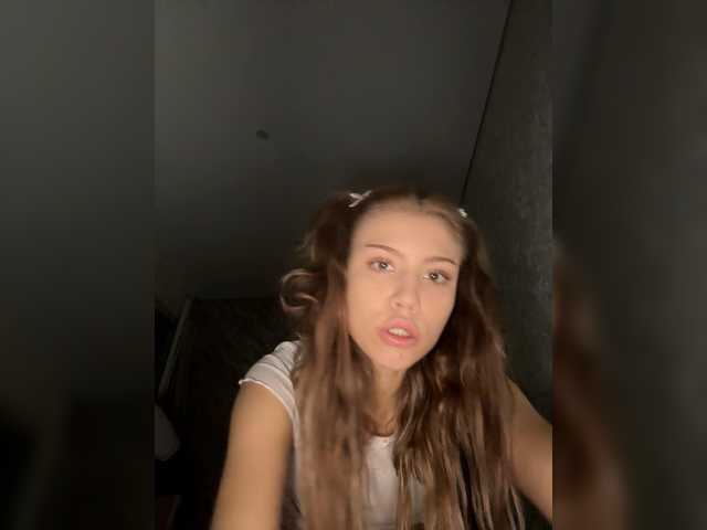 suenya live cam on BongaCams