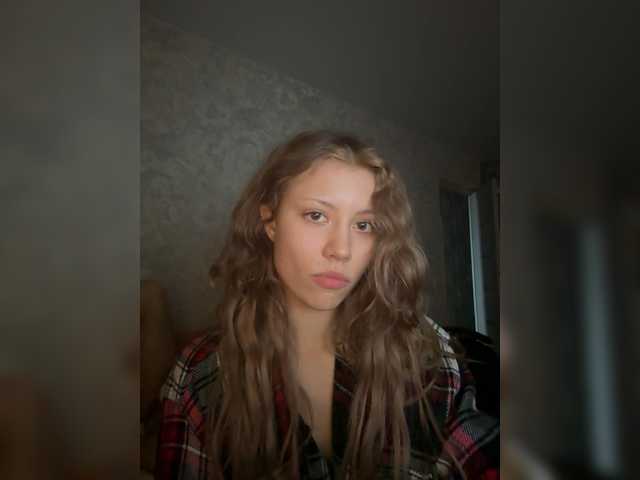 suenya live cam on BongaCams