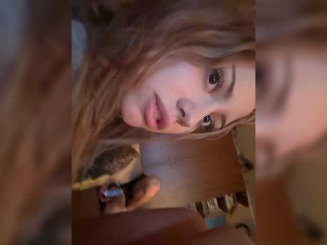 suenya live cam on BongaCams