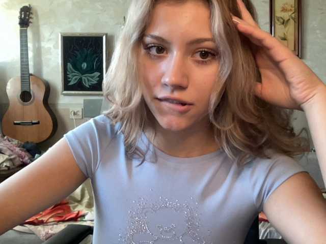 suenya live cam on BongaCams