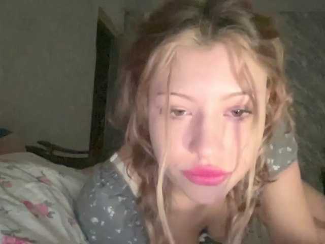 suenya live cam on BongaCams