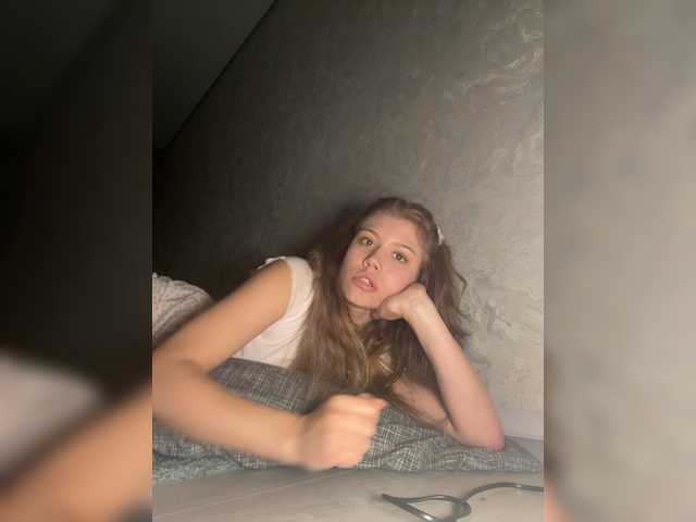 suenya live cam on BongaCams