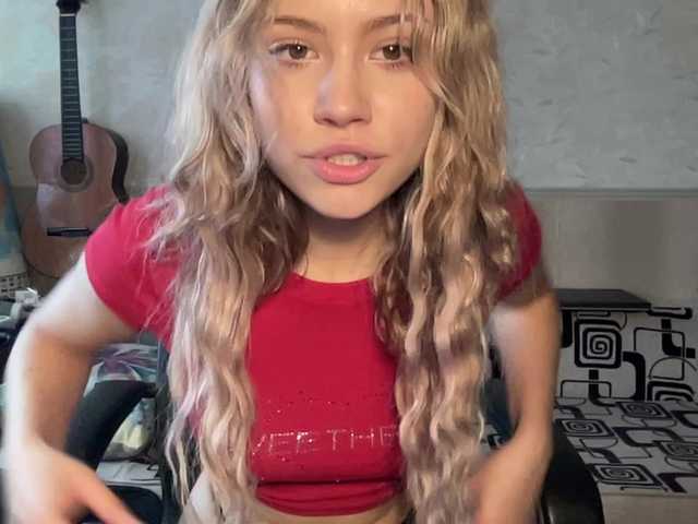 suenya live cam on BongaCams