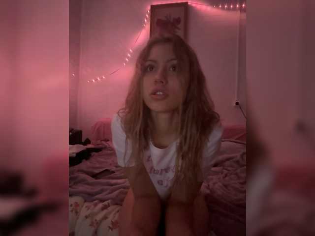 suenya live cam on BongaCams