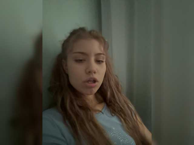 suenya live cam on BongaCams
