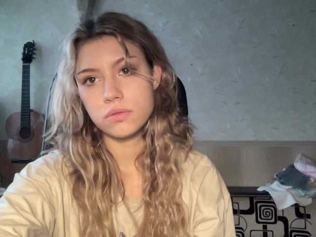 suenya live cam on BongaCams