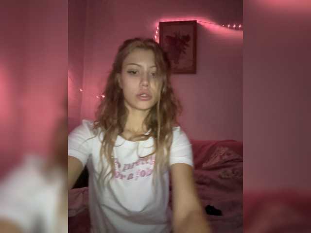 suenya live cam on BongaCams