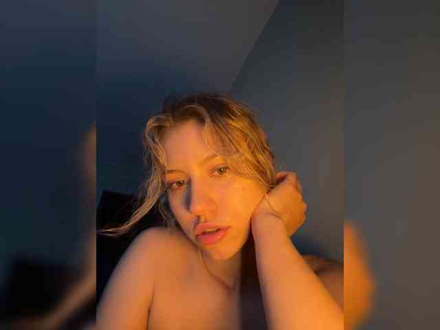 suenya webcam