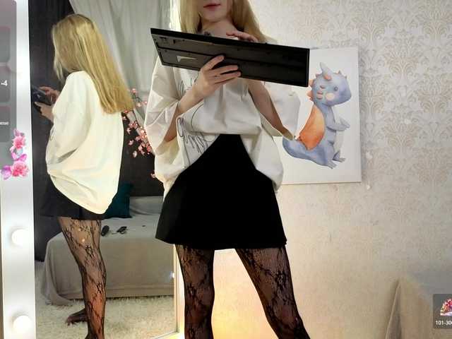 SugarNyaa's BongaCams show and profile