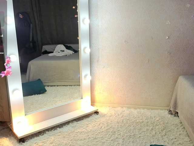 SugarNyaa's BongaCams show and profile