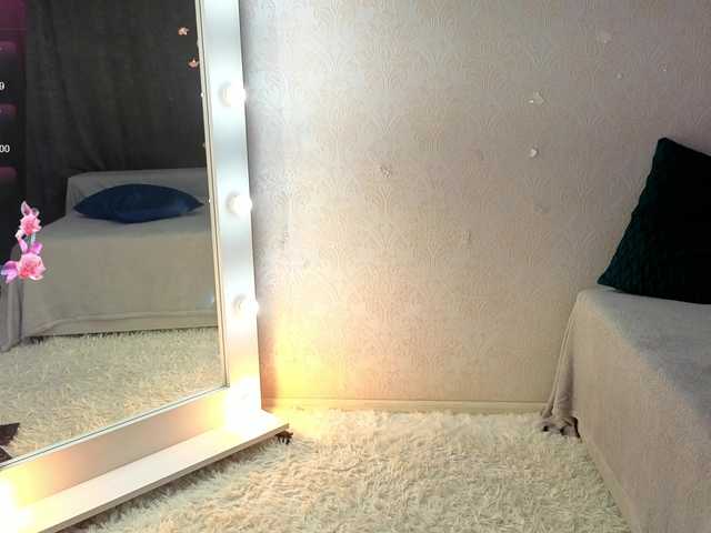 SugarNyaa's BongaCams show and profile