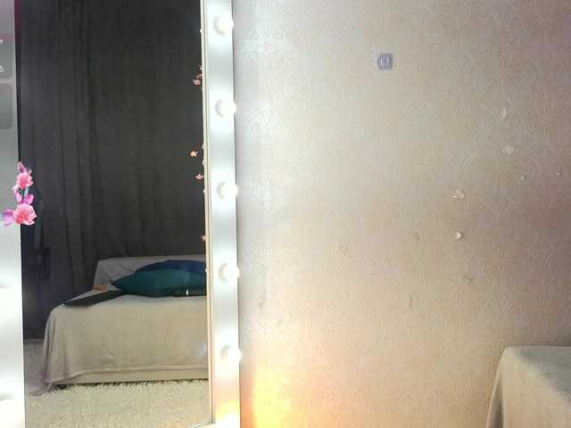 SugarNyaa's BongaCams show and profile