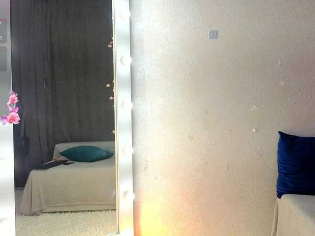 SugarNyaa's BongaCams show and profile