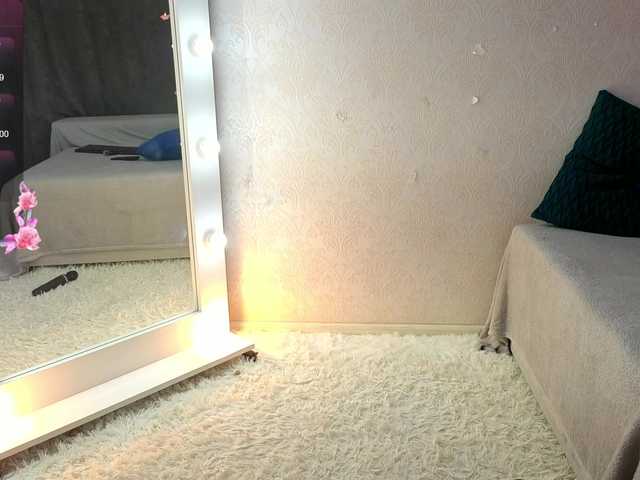 SugarNyaa's BongaCams show and profile