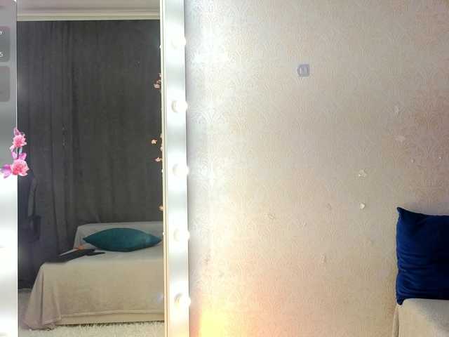 SugarNyaa's BongaCams show and profile