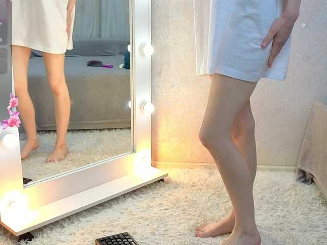 SugarNyaa's BongaCams show and profile