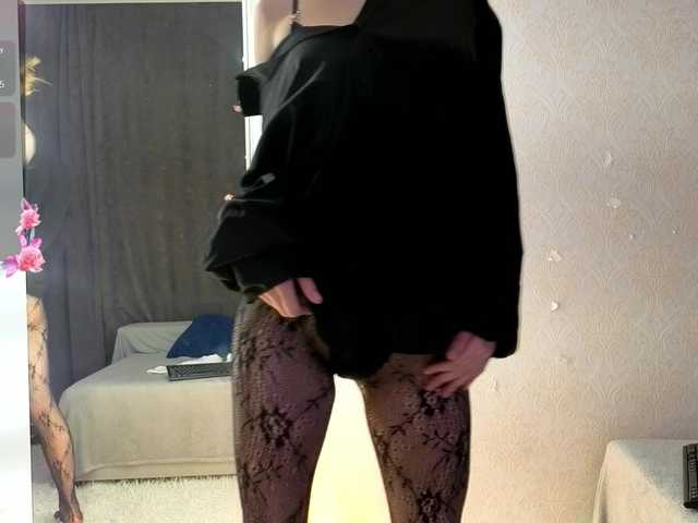 SugarNyaa's BongaCams show and profile