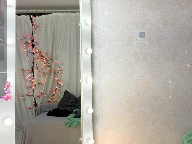 SugarNyaa's BongaCams show and profile