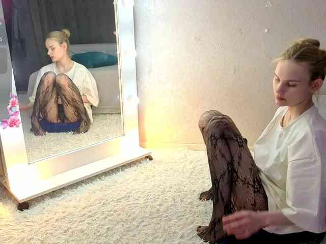 SugarNyaa Live Webcam on BongaCams