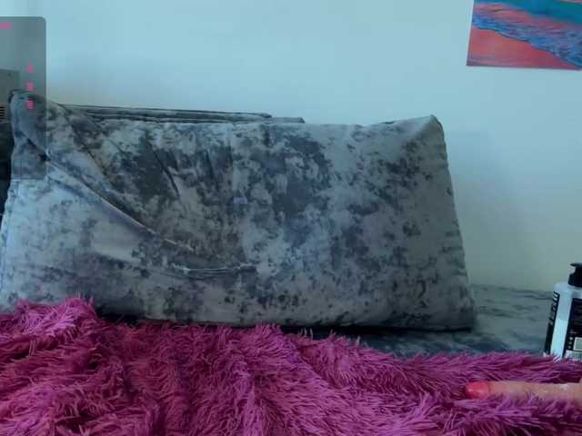 SweetMi333 live cam on BongaCams