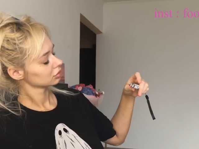 SweetMi333 live cam on BongaCams