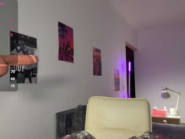 SweetMi333 live webcam show
