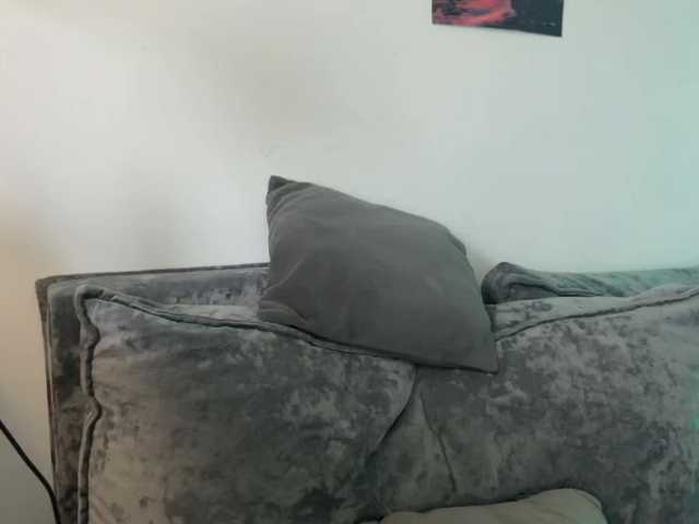 SweetMi333 live cam on BongaCams