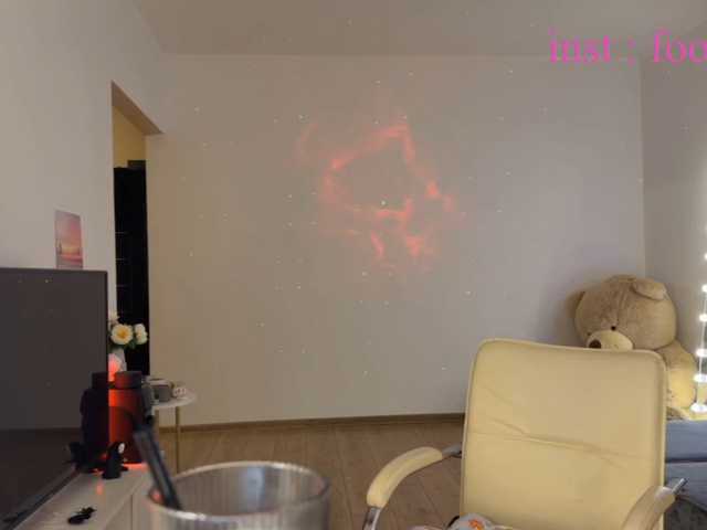SweetMi333 live cam on BongaCams