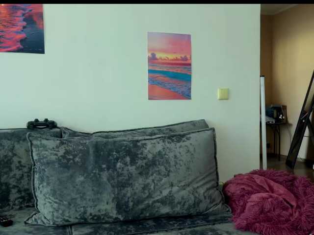SweetMi333 live cam on BongaCams