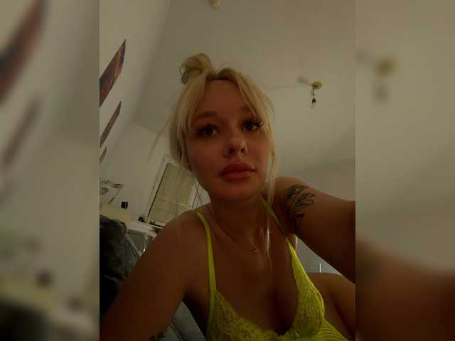 sweetmi333 live sex