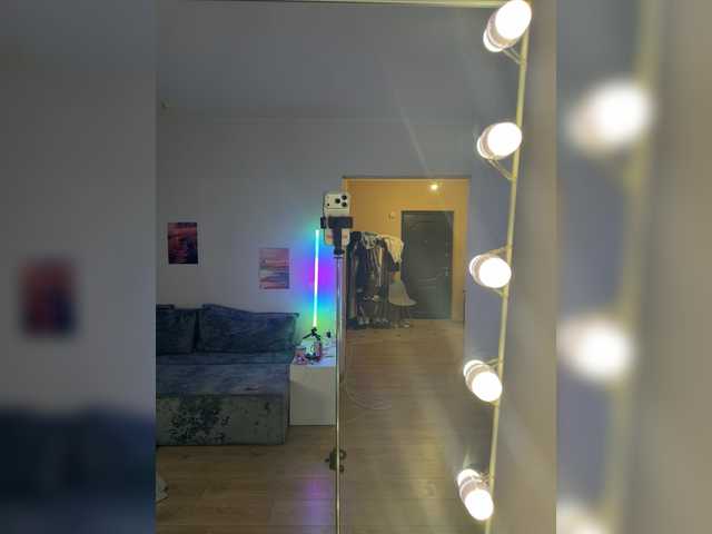 SweetMi333 live cam on BongaCams