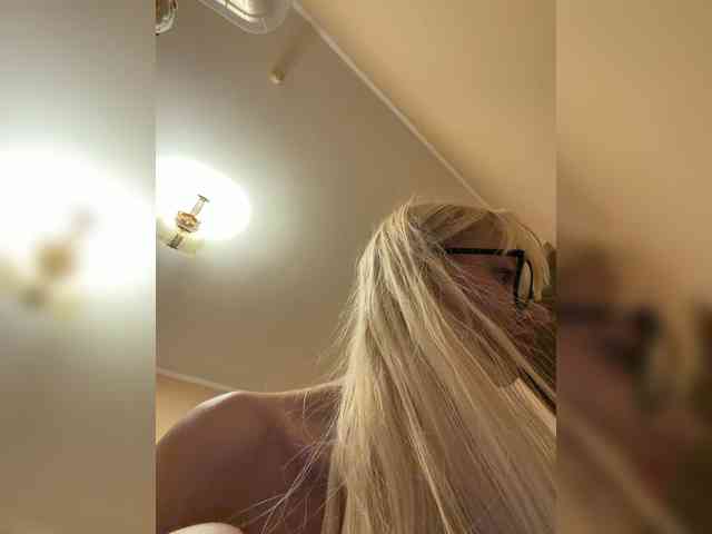 Mis_Squirt webcam