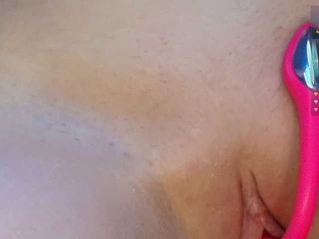 Lakisha live cam on BongaCams