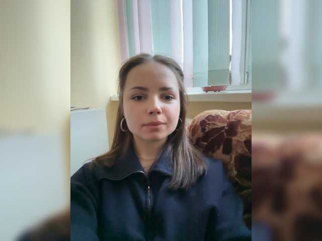 SoftElinaa's BongaCams show and profile