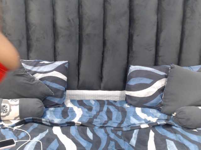 Your-Milly168 live cam on BongaCams