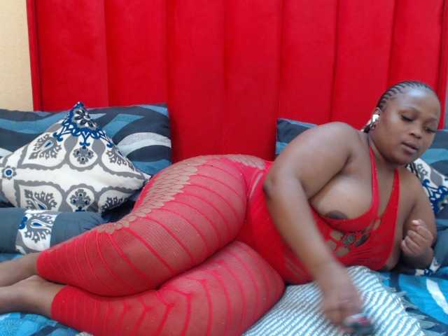 Your-Milly168 live cam on BongaCams