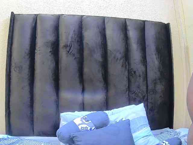Your-Milly168 webcam