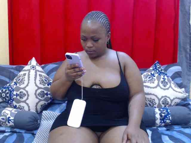 Your-Milly168 Live Webcam on BongaCams