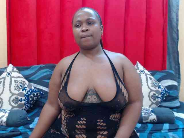 Your-Milly168 webcam