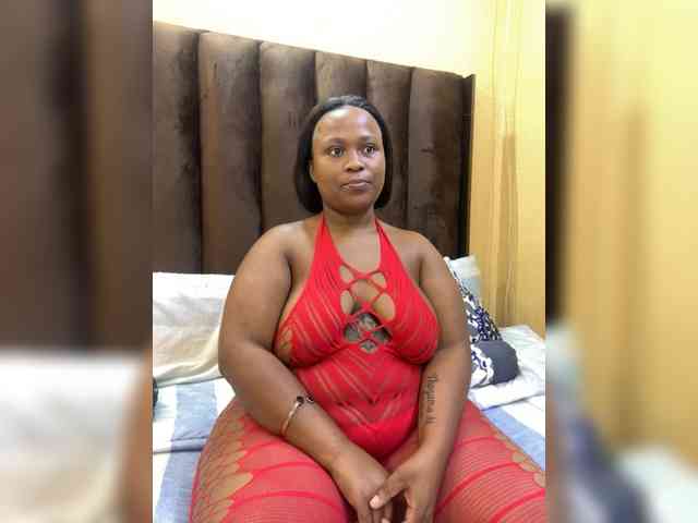 Your-Milly168 webcam