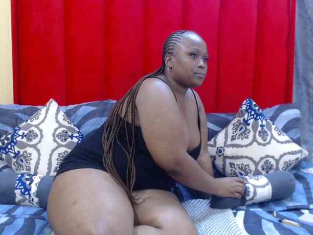 Your-Milly168 webcam