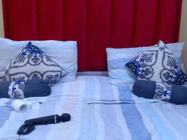 Your-Milly168 webcam