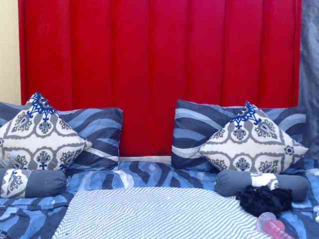 Your-Milly168 webcam