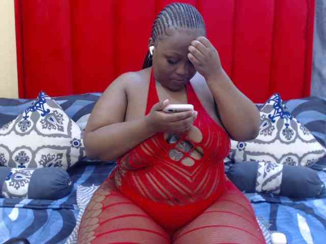 Your-Milly168 webcam