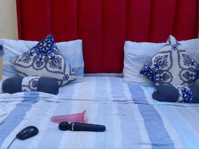 Your-Milly168 webcam